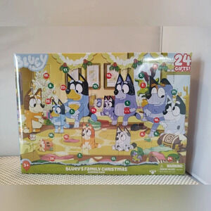 Bluey's Family Christmas Advent Calendar 24 gifts NWT